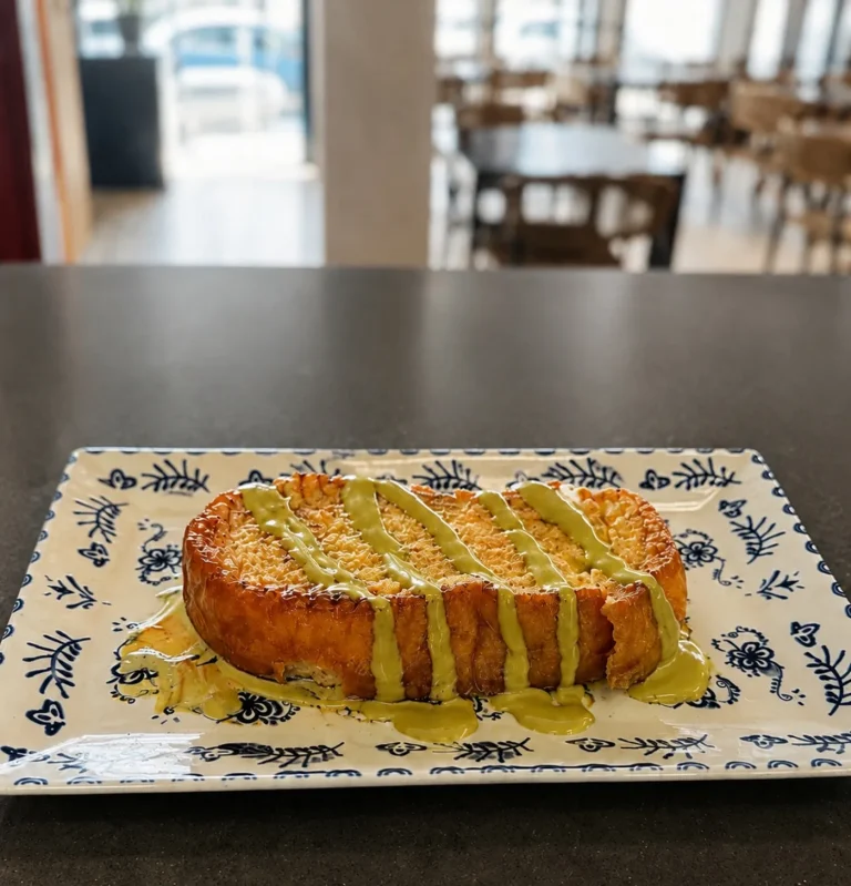 Torrija de horchata con pistacho